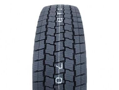 195/80R15 2024年製 新品スタッドレスタイヤ GOODYEAR ICE NAVI CARGO アイスナビカーゴ 195/80/15  ハイエース キャラバン ｜アイパーツ